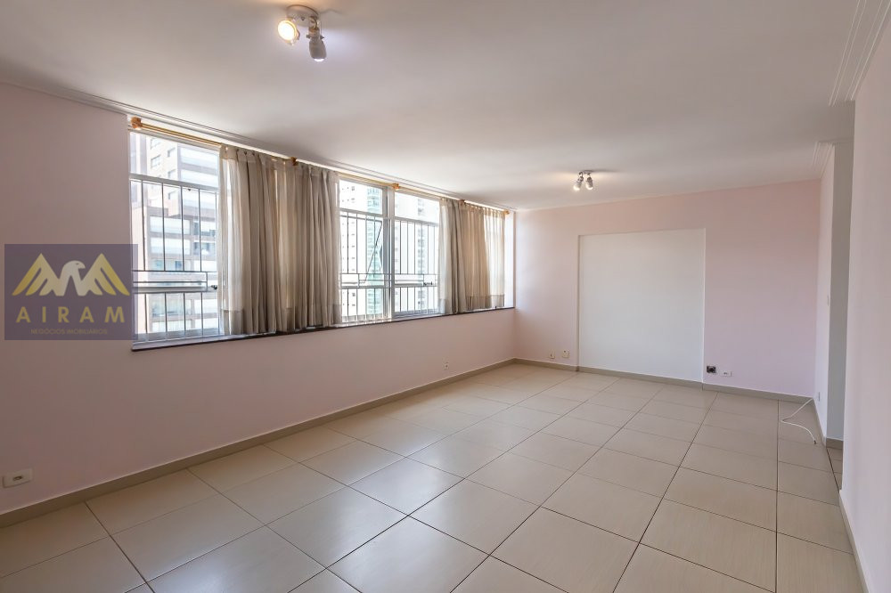 Apartamento  venda  no Itaim Bibi - So Paulo, SP. Imveis